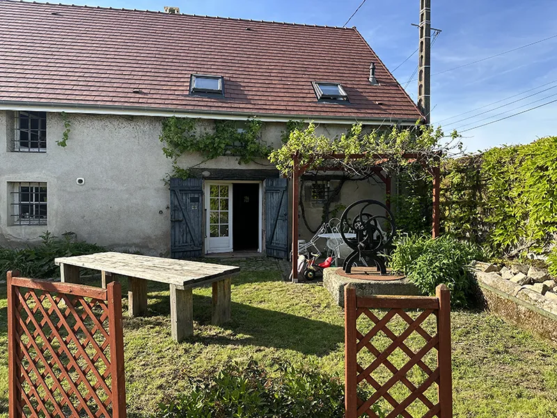 Vue extérieure du gîte de la Genetoye à Autun, Bourgogne